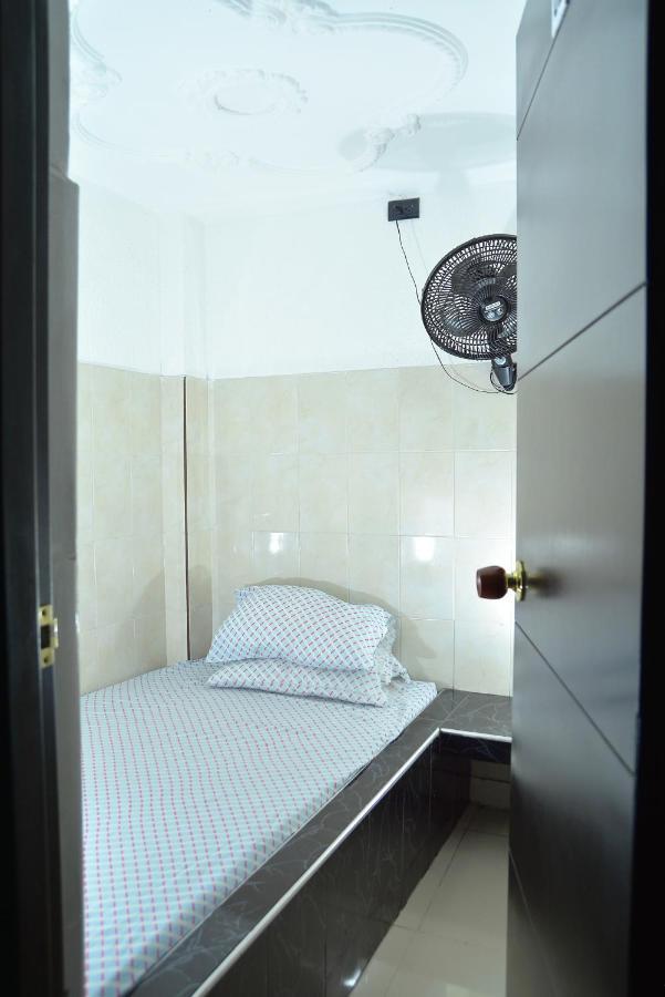 Apartahotel Juane'S Кали Екстериор снимка